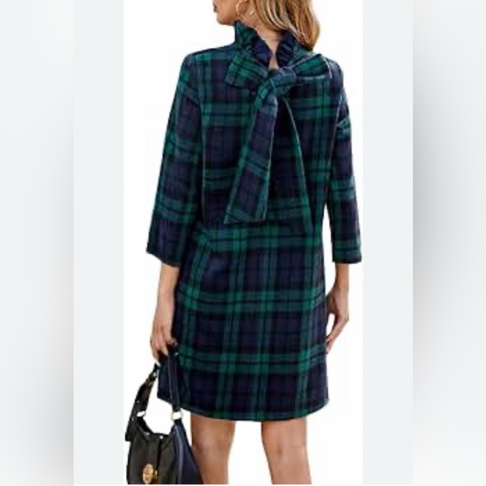 Plaid autumn dress with bow, long sleeves, straight cut with pockets, size S